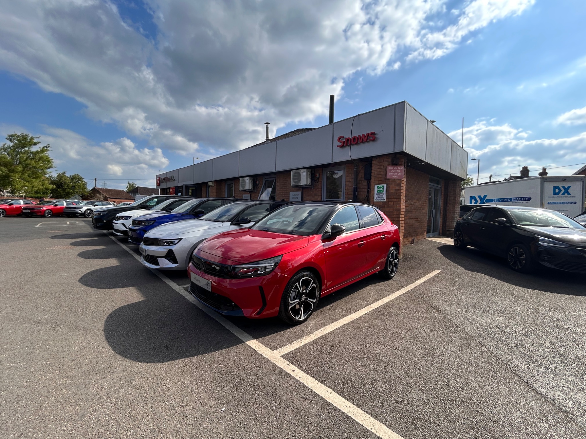 Snows Vauxhall Chandlers Ford | Car dealership in Eastleigh | Autotrader